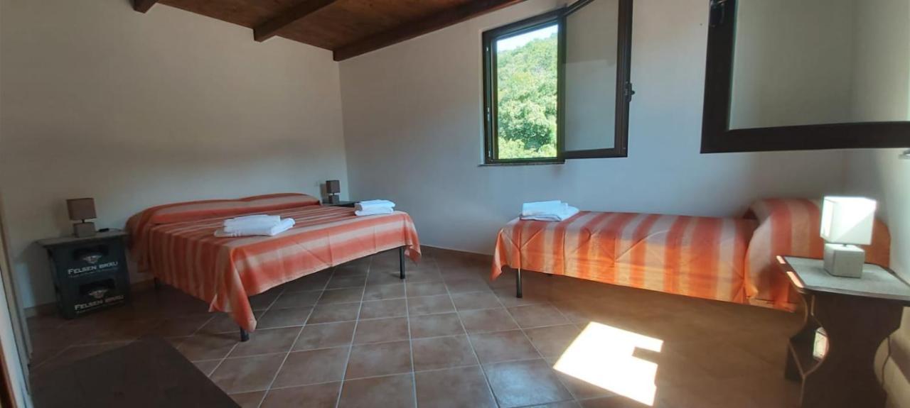 Casa Vacanza Tortorici Exteriér fotografie